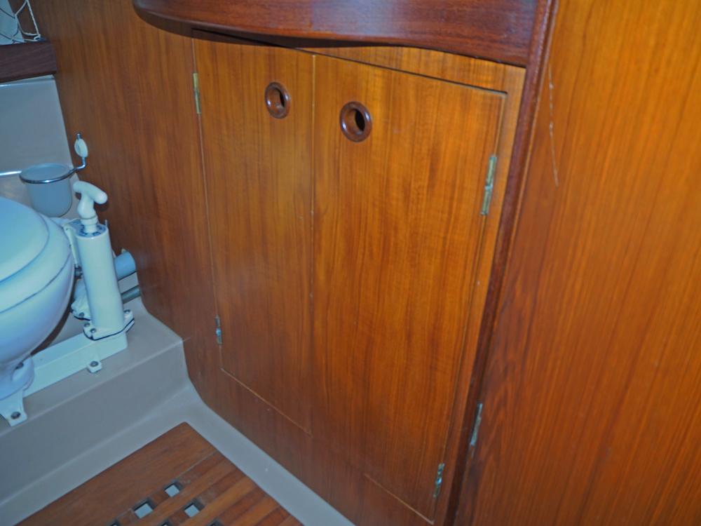 Salon, H&eacute;bergements